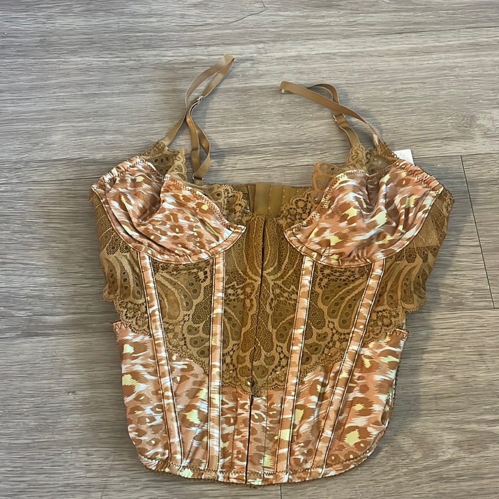 Urban Modern Love Corset